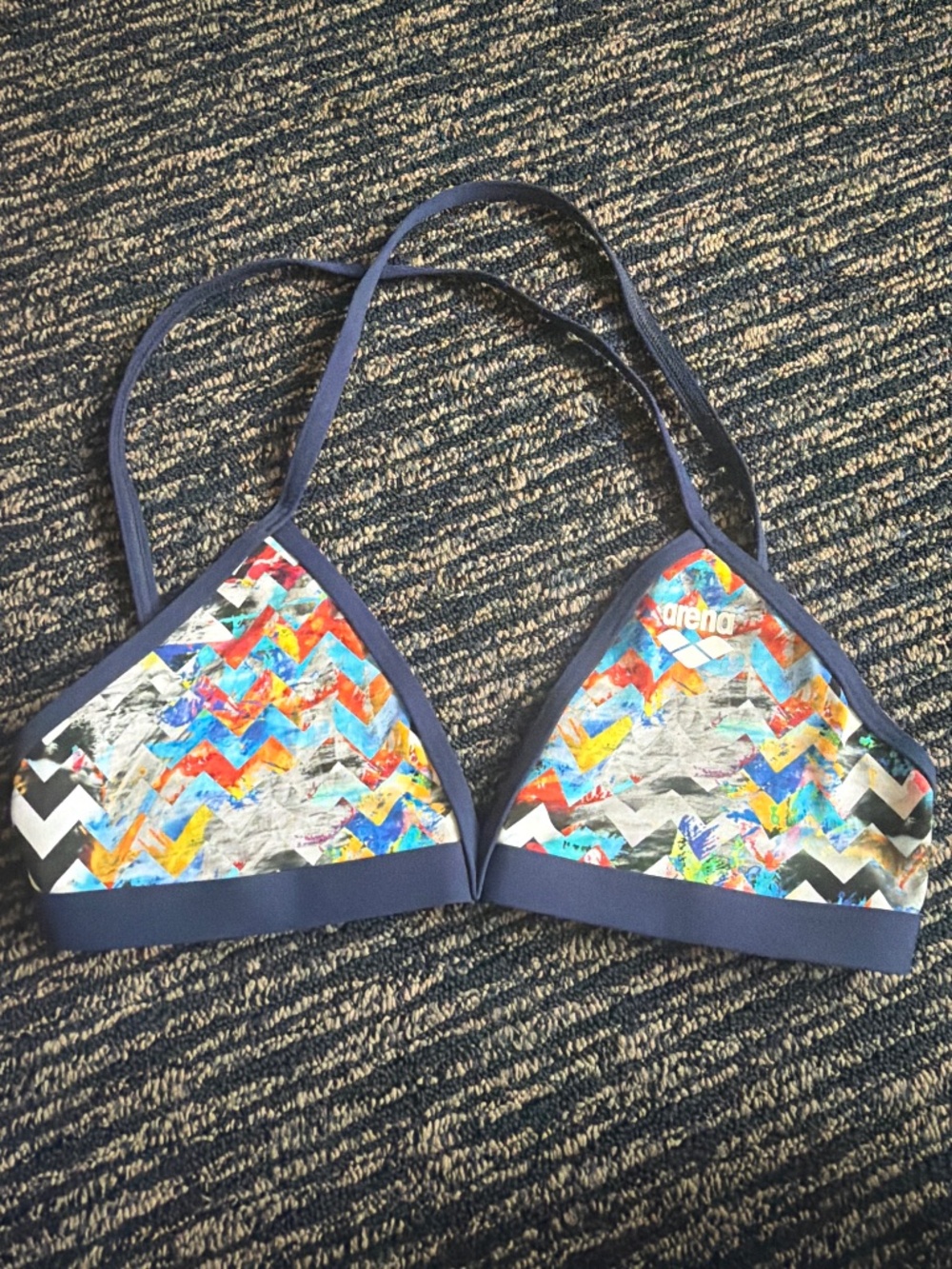 Arena bikini top